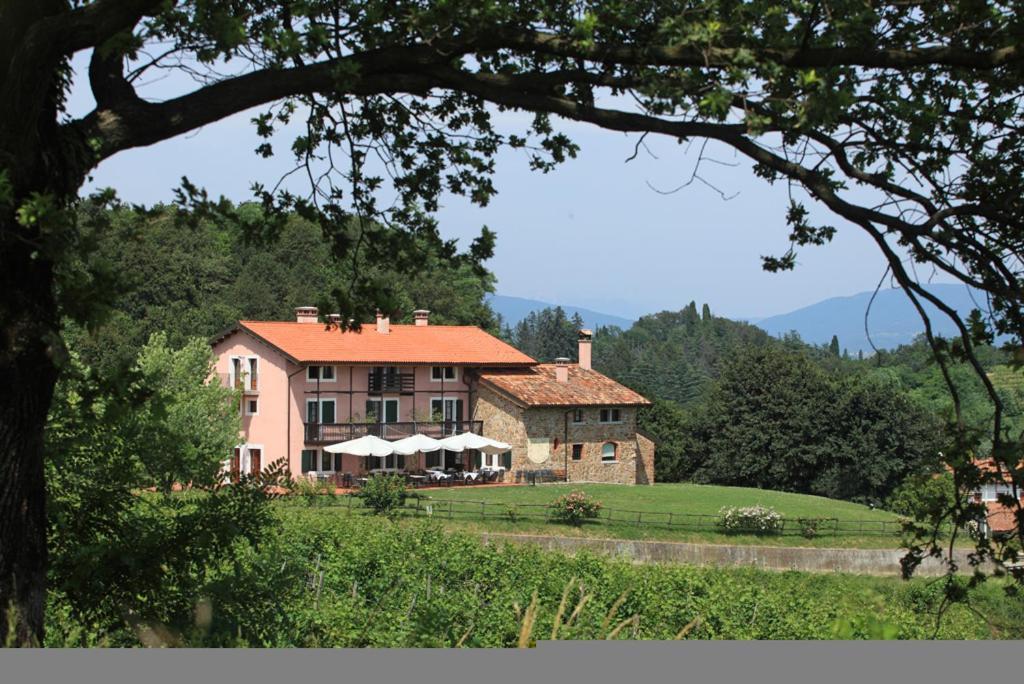 Agriturismo Scacciapensieri Buttrio Exterior foto